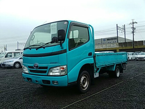 Toyota Dyna Truck-1