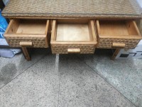 Mavuli wooden table 2