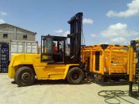 7 TONS HYSTER