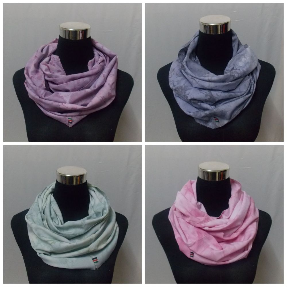 Tie_dye_infinity_scarves[1]