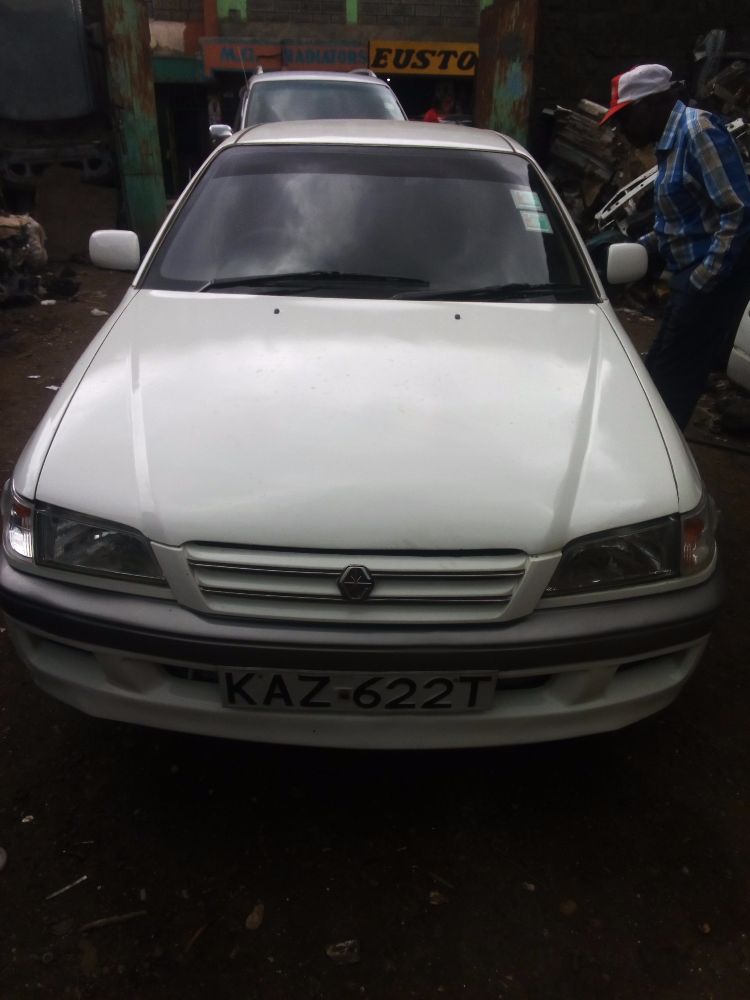 Toyota Premio nyoka - Biashara Kenya