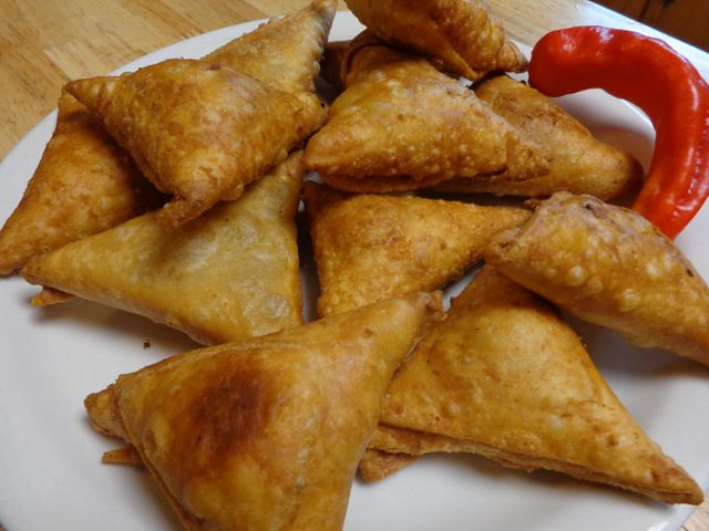 Fresh frozen samosa delivery in Nairobi 0737047884