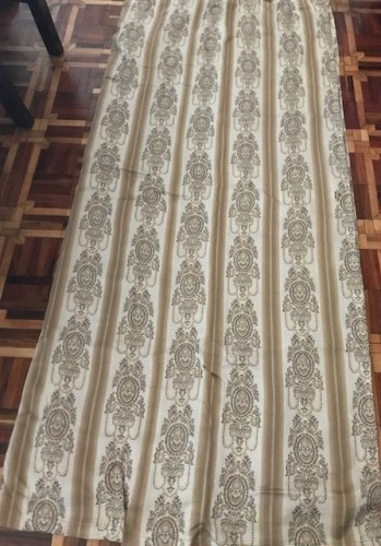 curtain 1