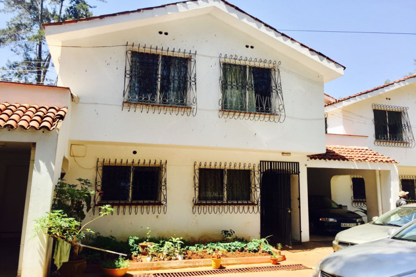 4 bedroom Townhouse for Sale East Church Road_Gallery1