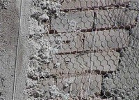 Chicken wire in Concrete reinforcement