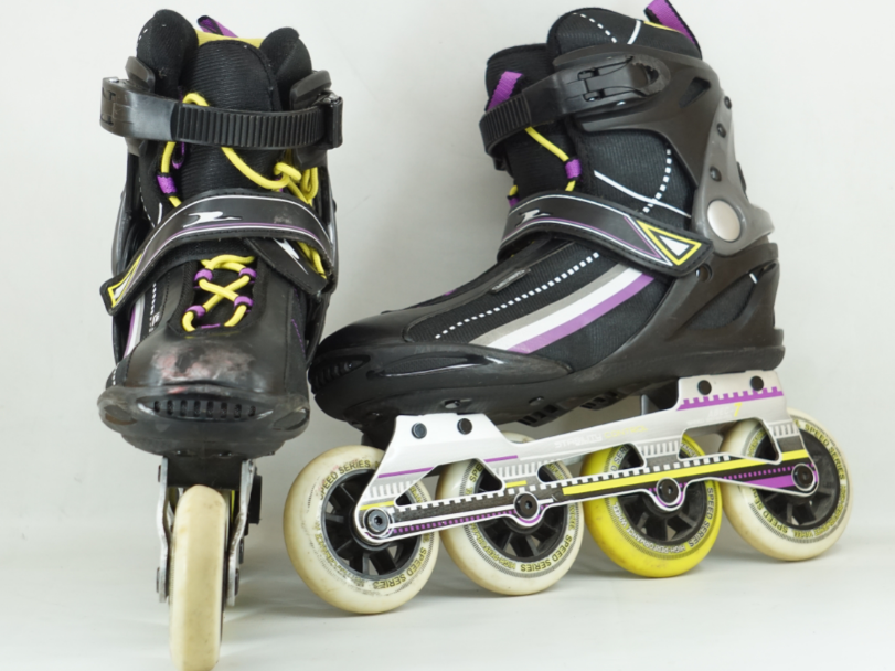 roller blades shoes