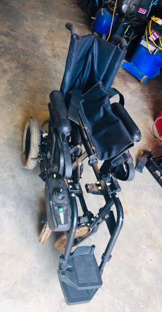 electric wheelchair4