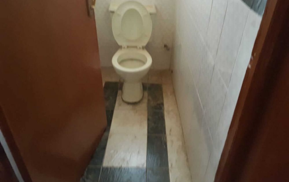 Kamakis 3 bdrm - Washroom