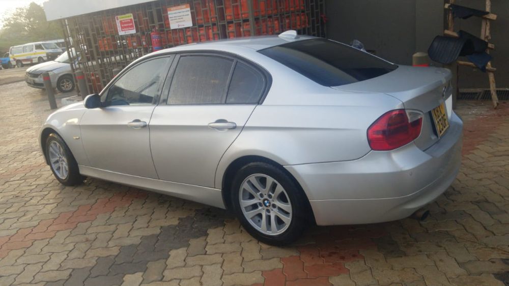 BMW 320i E90 - Biashara Kenya