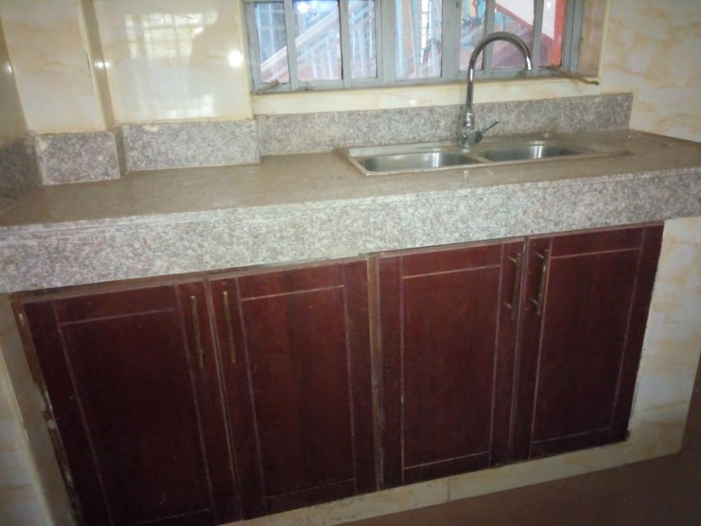 kiamumbi kitchen sink