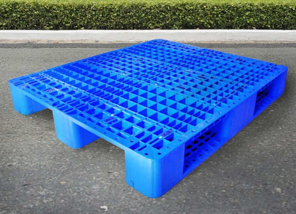 Plastic Pallet 3