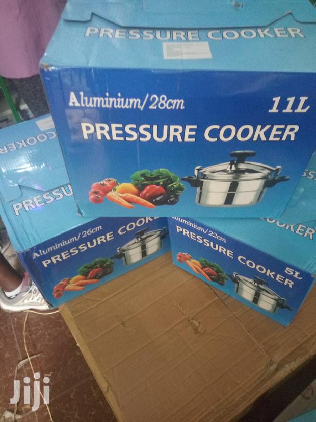 Pressure Cooker (1_1)