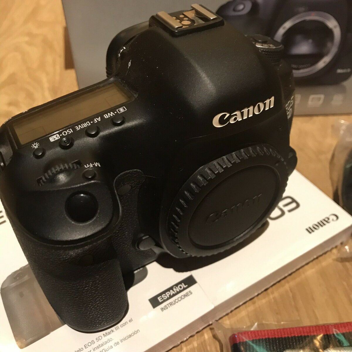 Canon EOS 5D Mark III1