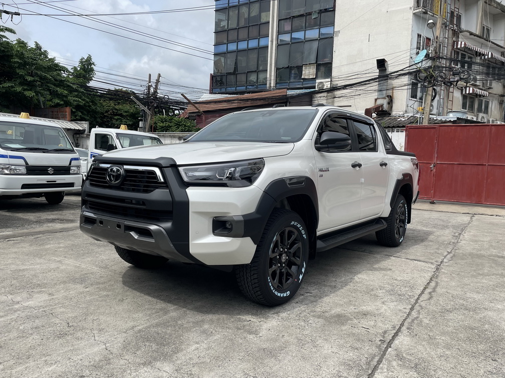 Toyota Hilux Revo Rocco